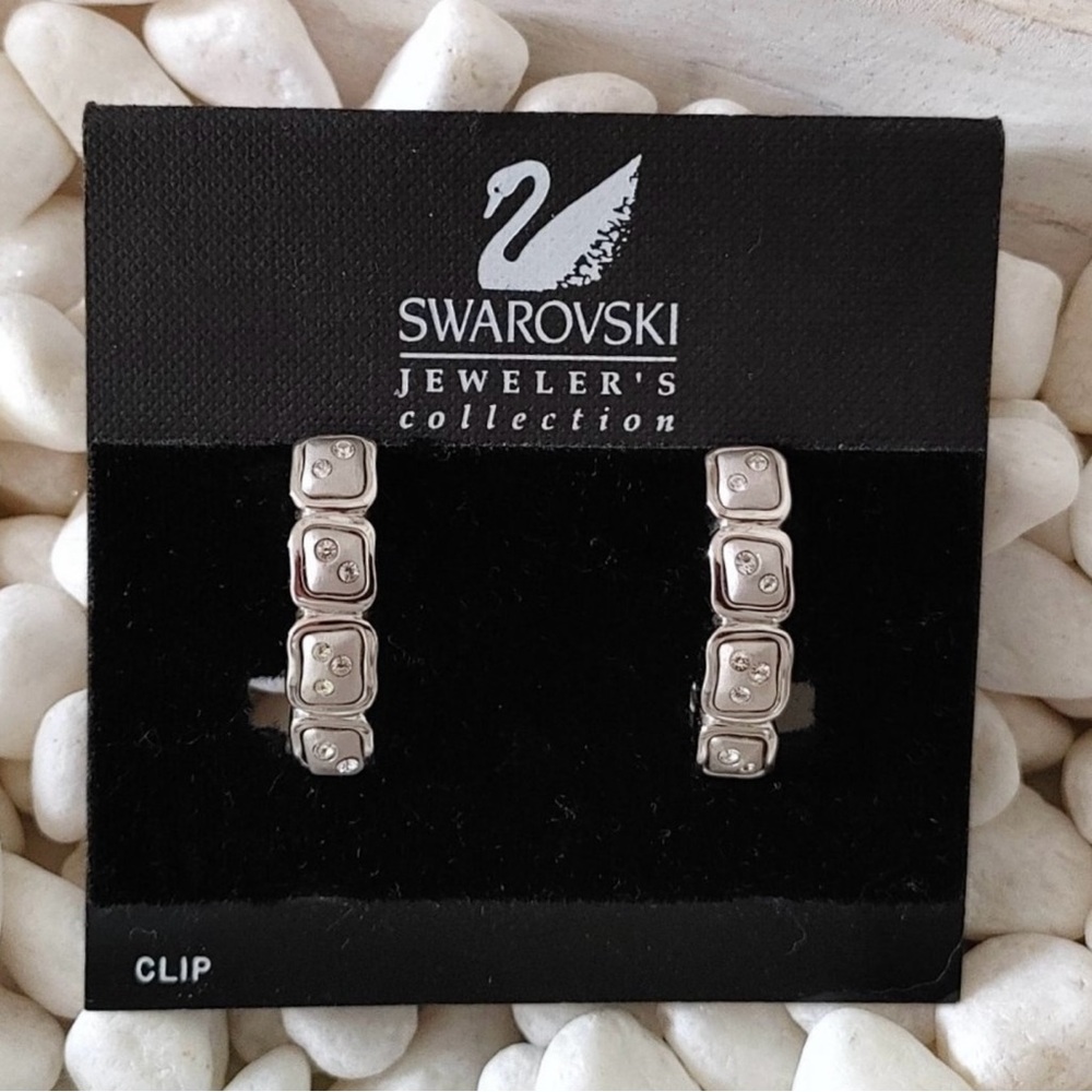 ❗️🆕 Swarovski Clip Earrings❗️